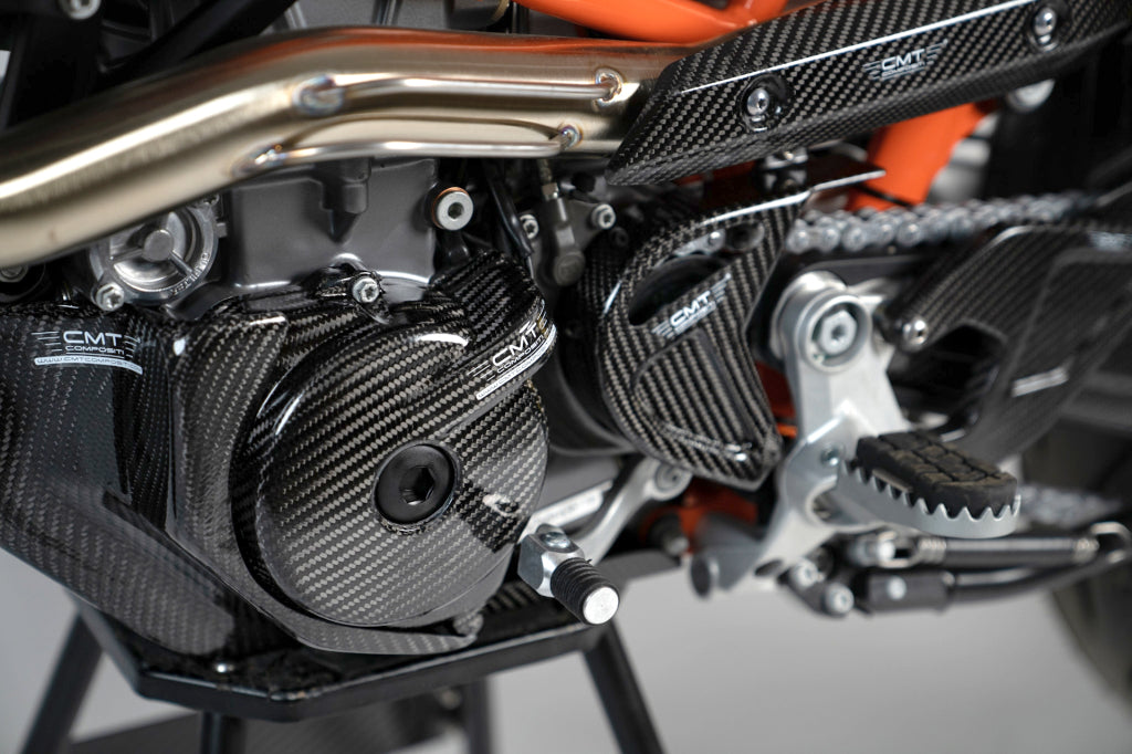 Tapa del estator de carbono de la KTM 690