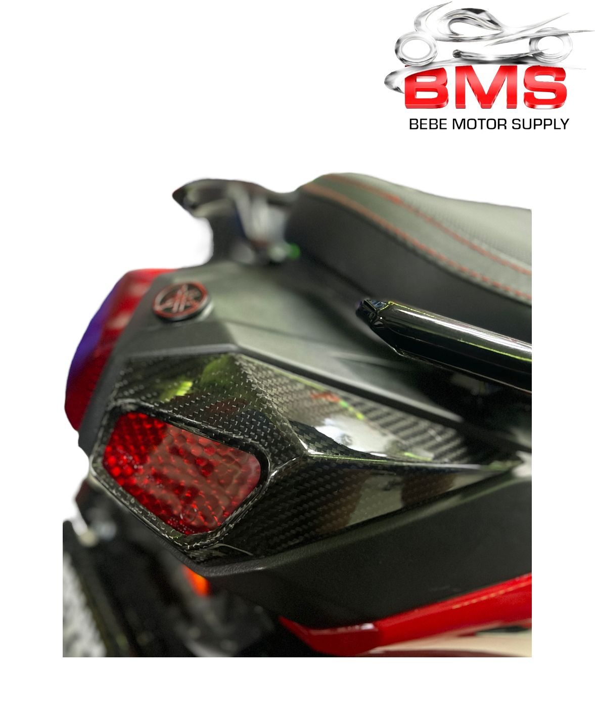 LUZ TRASERA DE CARBONO ZUMA